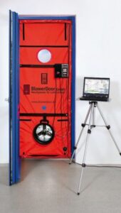 Trykprøvning med blowerdoor test
